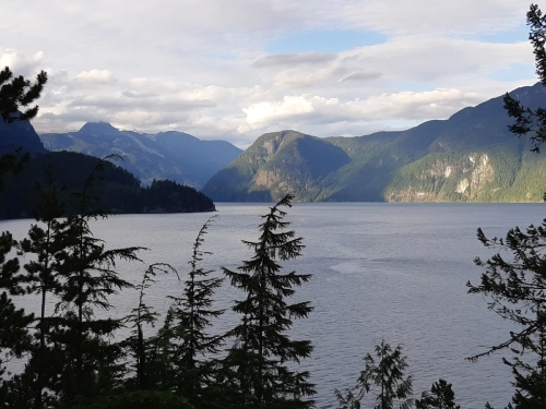 calma-sailing-5t-3-mountain-views-desolation-sound