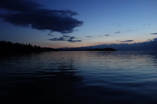 calma-sailing-5t-4-sleeping-on-a-sailboat