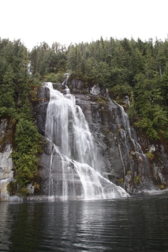 calma-sailing-5t-4-waterfalls-BC