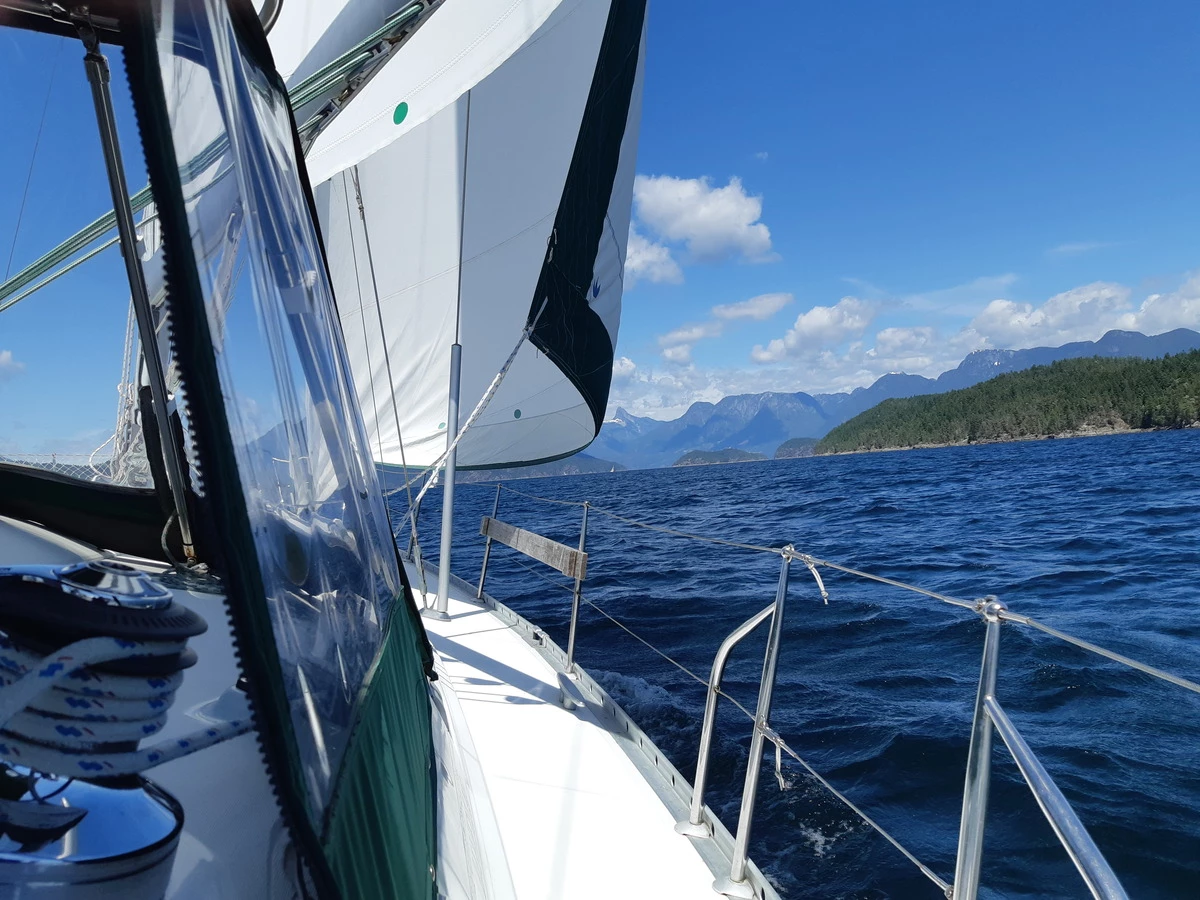 calma-sailing-1t-activities-British-Columbia